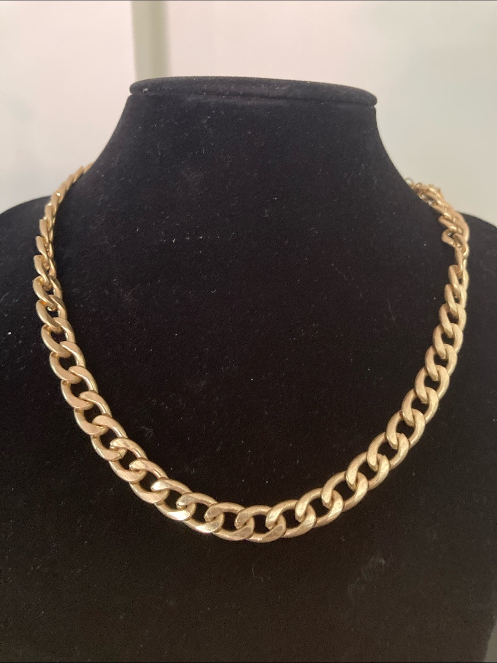 Aura Polished Gold Link Necklace
